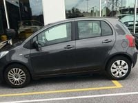 Brugt Toyota Yaris Lounge 90 HK (66 kW) 2008 Grå Hatchback