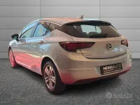 Usata Opel Astra Business 110 CV (80 kW) 2017 Grigio Berlina