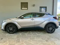 Usata Toyota C-HR Business Edition 98 CV (72 kW) 2021 Giallo SUV