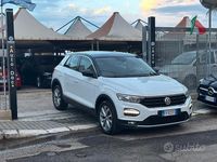 Usata VW T-Roc Style 116 CV (85 kW) 2019 Bianco SUV