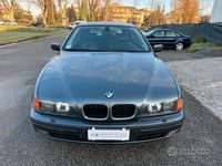 Usata BMW 528 Shadowline 193 CV (141 kW) 2000 Grigio Station wagon