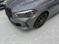 Usata BMW 118 150 CV (110 kW) 2023 Grigio Utilitaria
