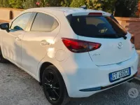 Usata Mazda 121 75 CV (55 kW) 2024 Bianco Berlina