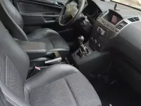 Usata Opel Zafira 101 CV (74 kW) 2006 Grigio Monovolume