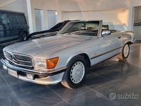 Usata Mercedes SL300 188 CV (138 kW) 1987 Grigio Cabrio