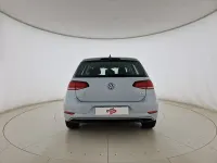 Usata VW Golf VII Business 110 CV (80 kW) 2017 White silver met Berlina