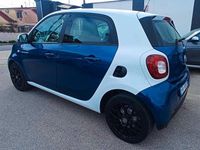 Usata Smart ForFour Proxy 71 CV (52 kW) 2016 Blu Utilitaria