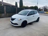 Gebraucht Lancia Ypsilon 69 PS (50 kW) 2019 Weiß Kleinwagen