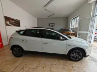 Usata Lancia Delta Silver 120 CV (88 kW) 2011 Beige Utilitaria
