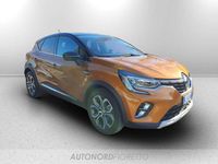 Usata Renault Captur Intens 160 CV (117 kW) 2022 Arancione SUV