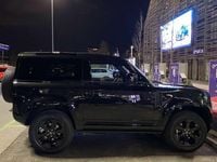 Käytetty Land Rover Defender Dynamic 200 HP (147 kW) 2022 Musta Katumaasturi