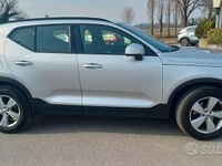 Usata Volvo XC40 150 CV (110 kW) 2019 Grigio SUV