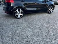 Usata Kia Rio 90 CV (66 kW) 2014 Nero Berlina