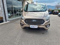 Usata Ford Tourneo Titanium 170 CV (125 kW) 2018 Grigio Monovolume