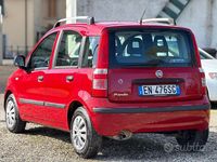 Usata Fiat Panda Emotion 69 CV (50 kW) 2012 Rosso Utilitaria