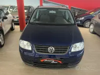 Usata VW Touran 105 CV (77 kW) 2005 Blu Monovolume