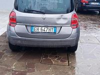 Usata Renault Modus 75 CV (55 kW) 2011 Grigio Monovolume