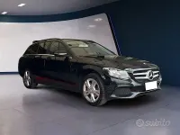 Usata Mercedes 200 Premium 136 CV (100 kW) 2015 Nero Station wagon