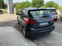 Usata Kia Venga 90 CV (66 kW) 2017 Grigio Utilitaria