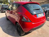 Usata Lancia Ypsilon S 69 CV (50 kW) 2021 Rosso Utilitaria