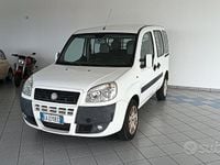 Usata Fiat Doblò Active 74 CV (54 kW) 2010 Bianco Monovolume
