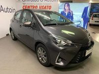 Usata Toyota Yaris Active 111 CV (81 kW) 2019 Grigio Utilitaria