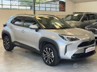 Usata Toyota Yaris Cross 92 CV (67 kW) 2025 Grigio SUV