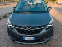 Usata Opel Zafira 136 CV (100 kW) 2017 Grigio Monovolume