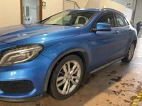 Usado Mercedes GLA220 Premium 170 CV (125 kW) 2014 Azul SUV