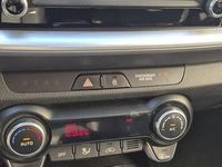 Usata Kia Stonic Style 120 CV (88 kW) 2019 Grigio SUV