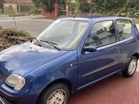 Usata Fiat 600 54 CV (39 kW) 2001 Blu/azzurro Berlina