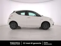 Usata Lancia Ypsilon 69 CV (50 kW) 2024 Bianco Utilitaria