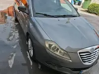 Usata Lancia Delta 120 CV (88 kW) 2012 Grigio Utilitaria