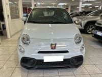 Usata Abarth 595 145 CV (106 kW) 2022 Grigio pastello Utilitaria