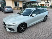 Usata Volvo V60 150 CV (110 kW) 2020 Grigio Station wagon