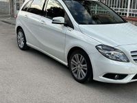 Usata Mercedes B180 109 CV (80 kW) 2015 Monovolume