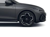 Nouvelle VW Golf VIII R-line Plus 150 ch (110 kW) 2026 Gris Citadine
