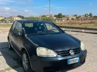 Usata VW Golf IV 105 CV (77 kW) 2005 Berlina