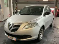 Gebraucht Lancia Ypsilon Gold 95 PS (69 kW) 2015 Grau Kleinwagen