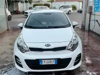 Usata Kia Rio 75 CV (55 kW) 2015 Berlina
