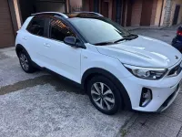 Usata Kia Stonic Style 101 CV (74 kW) 2021 Bianco SUV