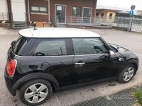 Usata Mini Cooper D 2015 Nero Utilitaria