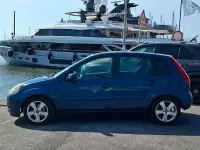 Usata Ford Fiesta 68 CV (50 kW) 2006 Bluazzurro Utilitaria