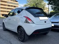 Usata Lancia Ypsilon Gold 69 CV (50 kW) 2023 Bianco Utilitaria