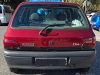 Usata Renault Clio 58 CV (42 kW) 1997 Rosso Utilitaria