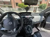 Usata Lancia Ypsilon 95 CV (69 kW) 2012 Grigio Utilitaria