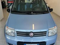 Occasion Fiat Panda 4x4 69 ch (50 kW) 2008 Bleue Citadine