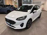 Usata Ford Fiesta Titanium 75 CV (55 kW) 2022 Bianco pastello Utilitaria