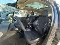 Begagnad Peugeot 2008 Allure 99 HK (72 kW) 2016 SUV