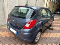 usata Opel Corsa 1.2 5 porte Cosmo - ok neopatentati